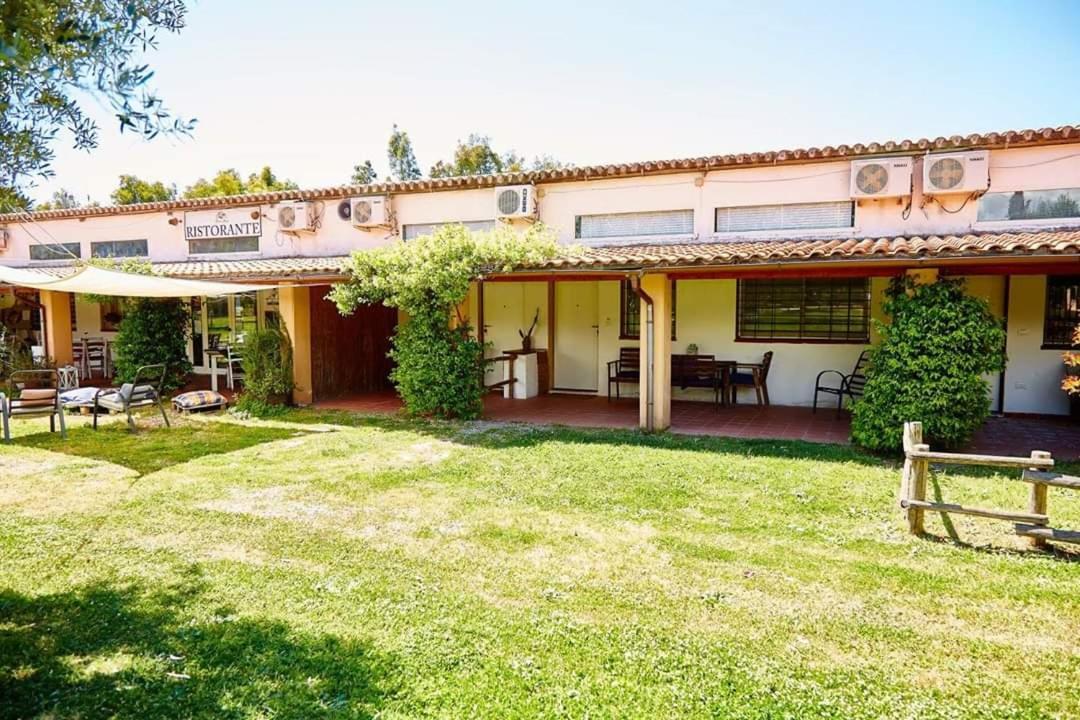 Maison d'hôtes Borgo S.Maria Di Vulci à Montalto di Castro Extérieur photo
