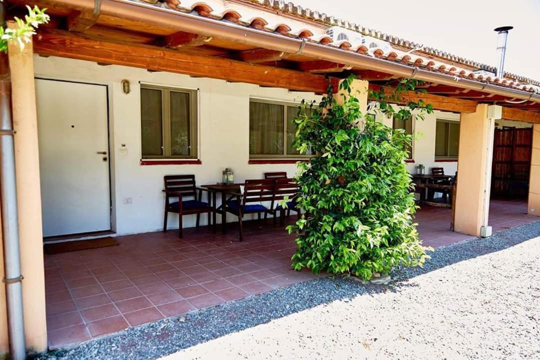Maison d'hôtes Borgo S.Maria Di Vulci à Montalto di Castro Extérieur photo